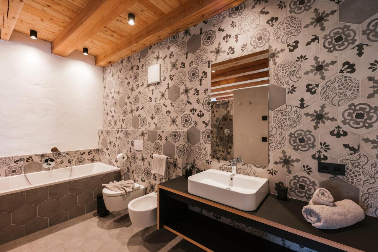 St. Vigilius Modern Historic Apartments 네어스 외부 사진