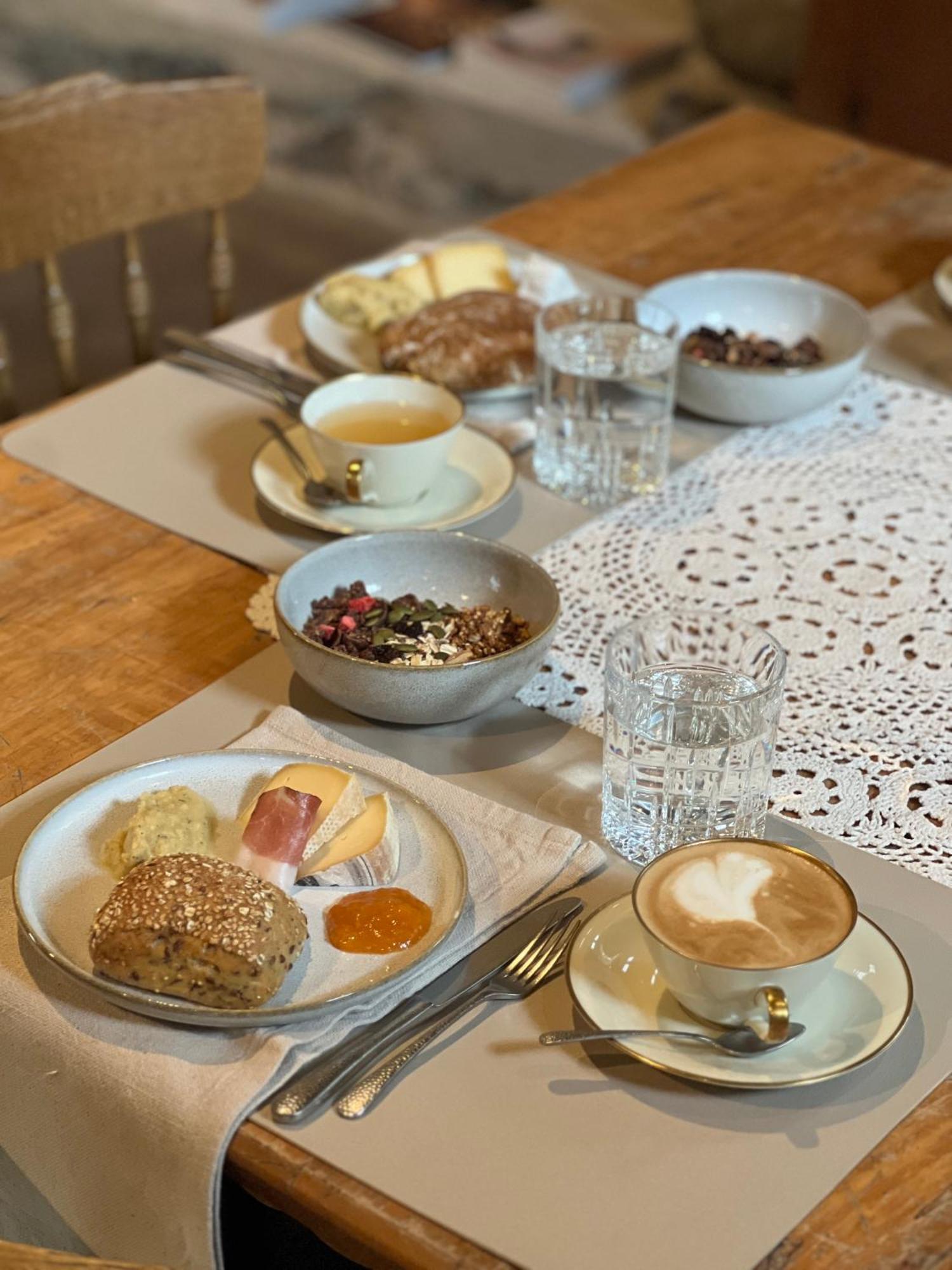 St. Vigilius Modern Historic Apartments 네어스 외부 사진